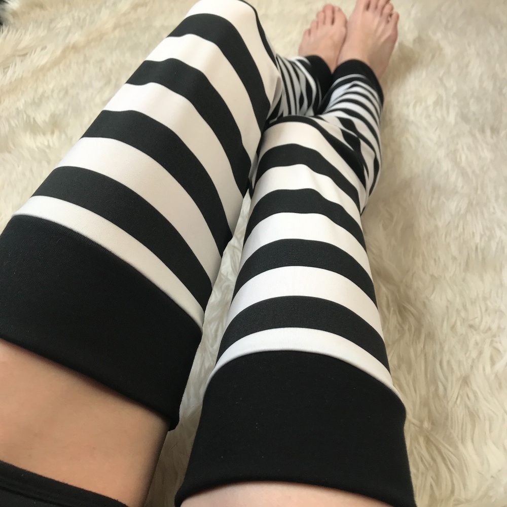 Striped Thigh Highs Leg Warmers White Black Leggings Knee Socks Plus Size Circus